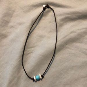 NWOT blue pearl necklace